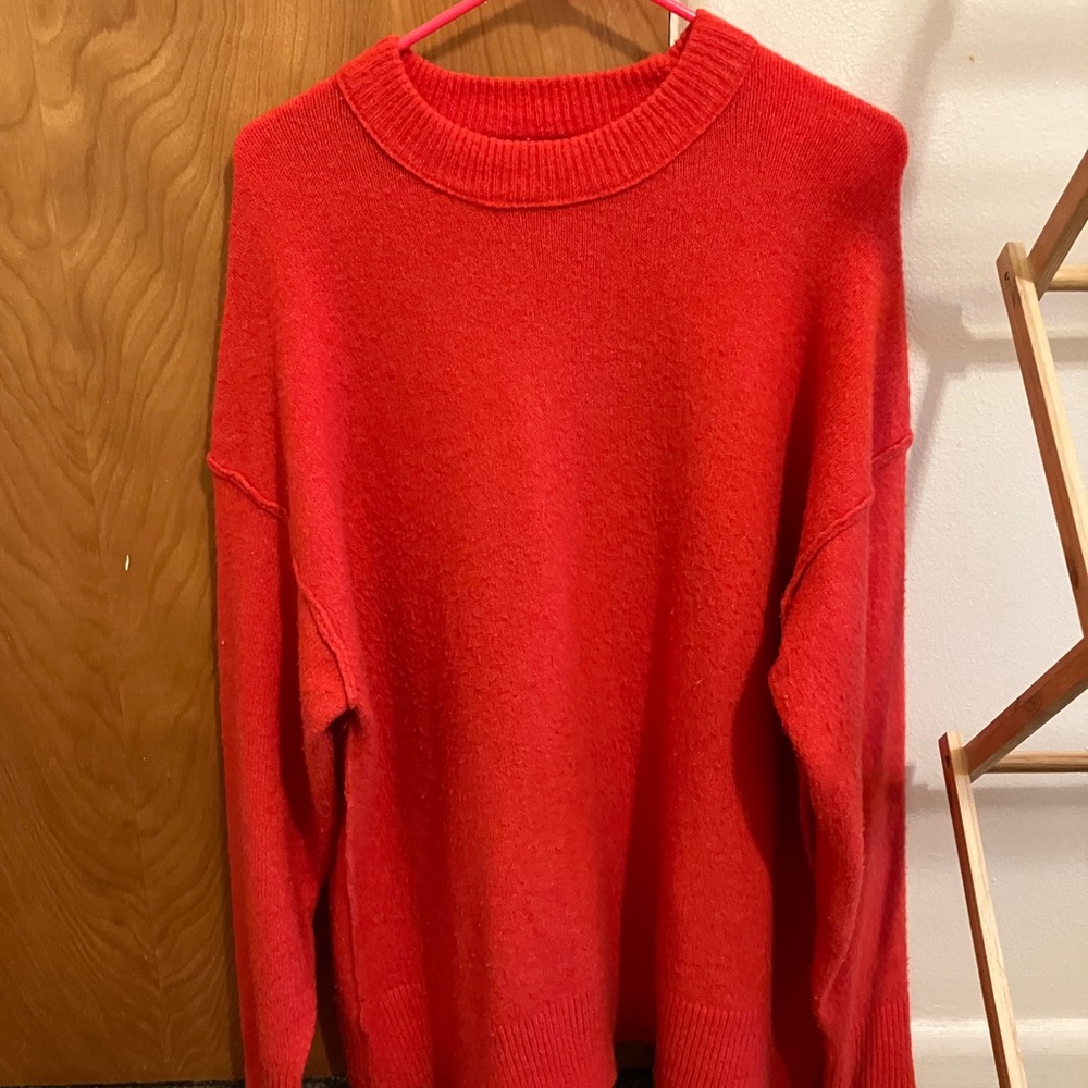 Aerie Unreal Crew Sweater (from fall 2023)